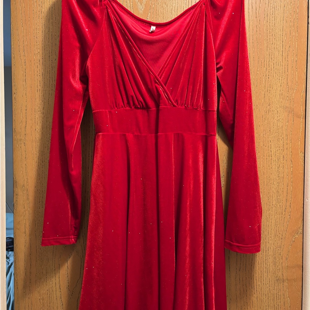 Elegant Red Long Sleeve Dress